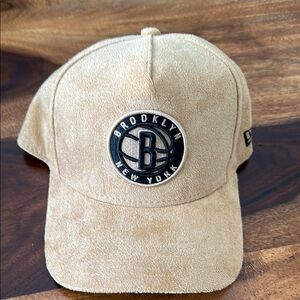 New era 9forty suede cap Brooklyn New York - never been worn